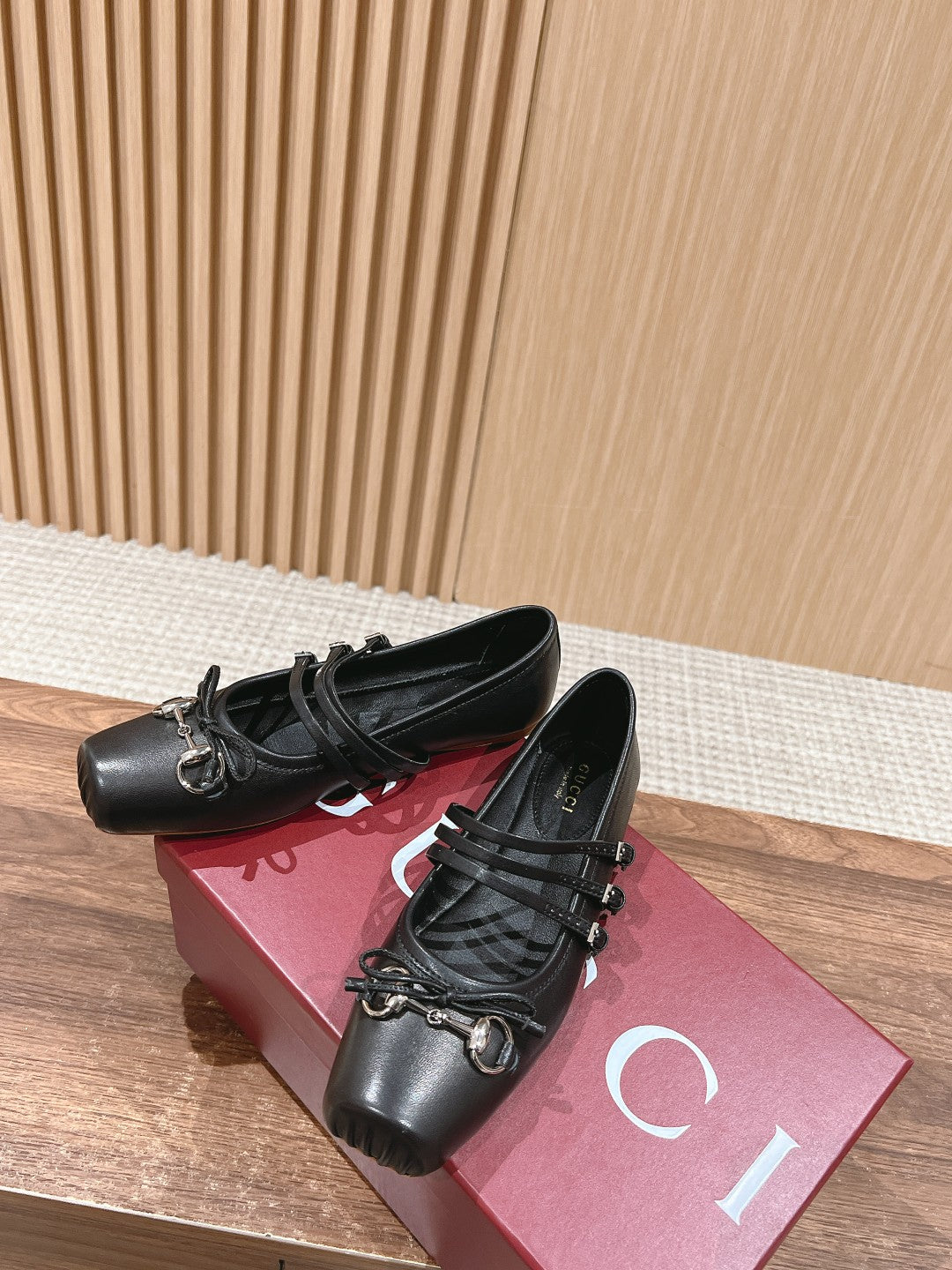 LuxluxHouse Best Quality Gucci Women Shoes