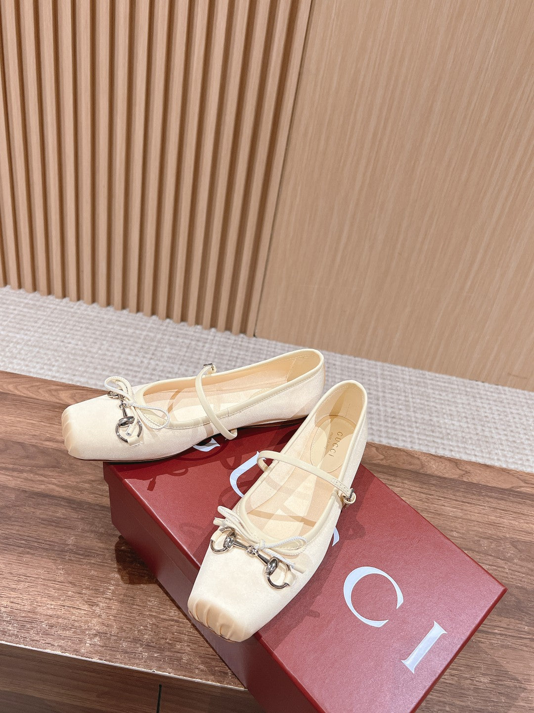 LuxluxHouse Best Quality Gucci Women Shoes