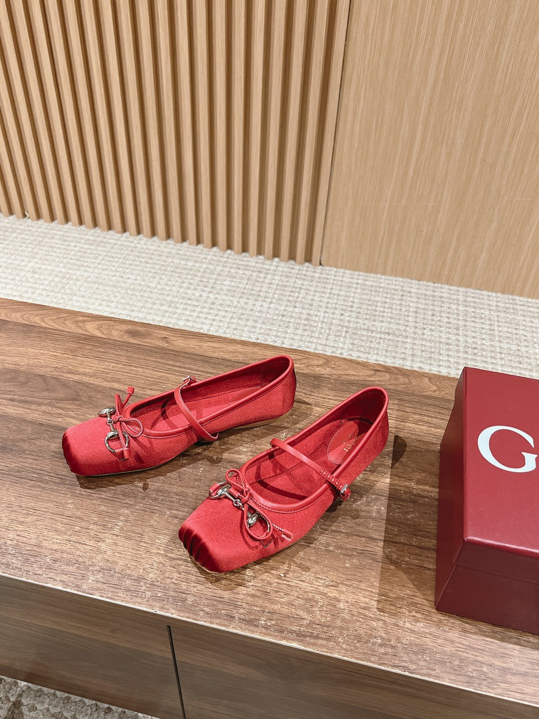 LuxluxHouse Best Quality Gucci Women Shoes