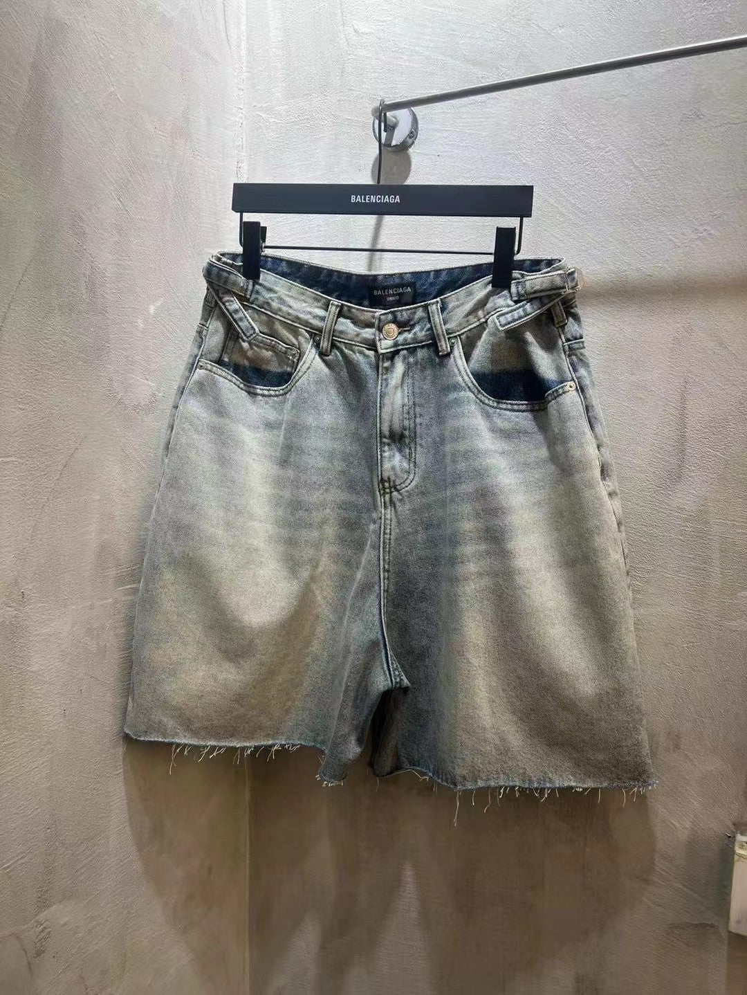 LuxluxHouse Best Quality Clothes Balenciaga Pants