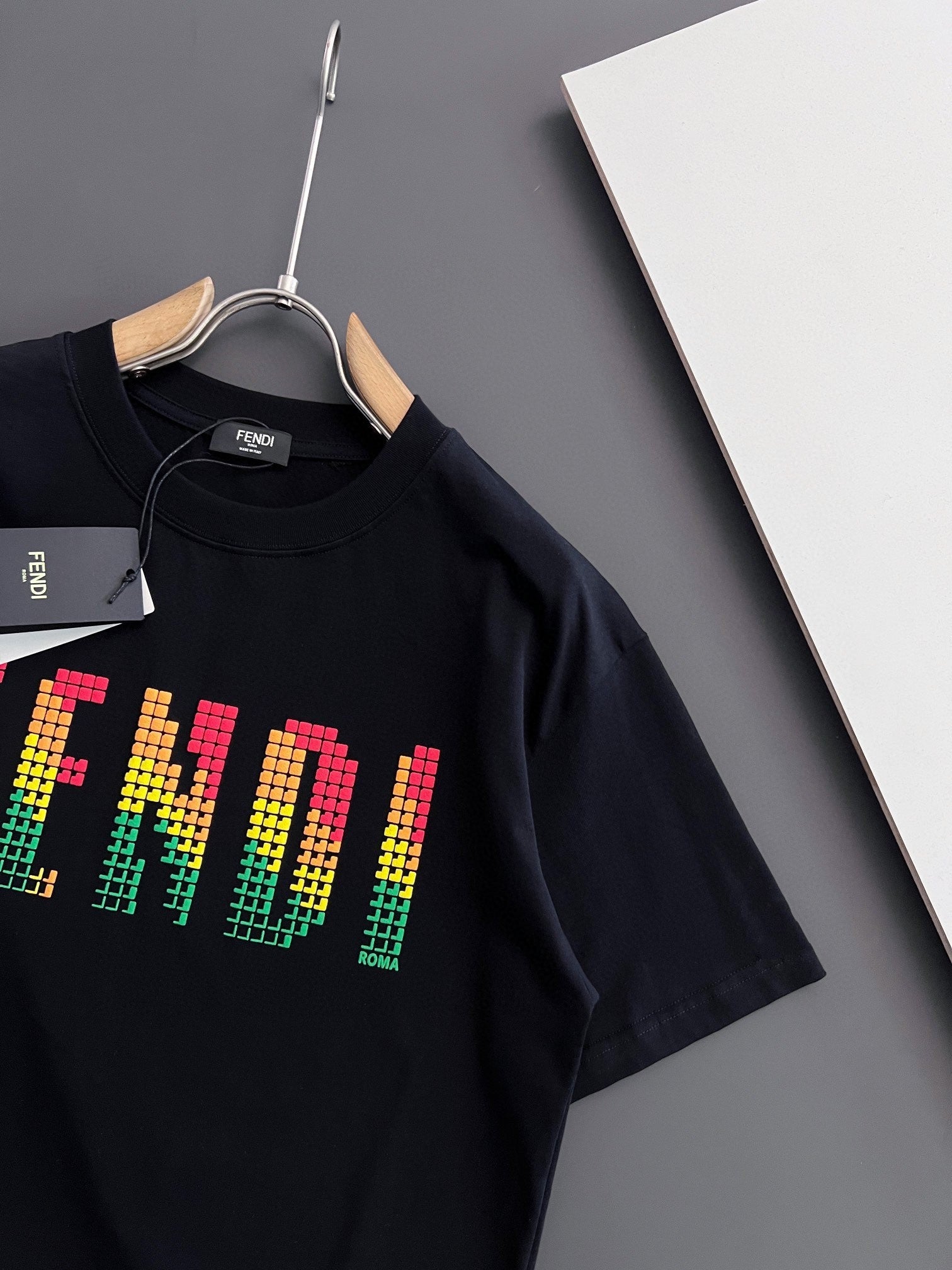 LuxluxHouse Best Quality Clothes Fendi T-shirt