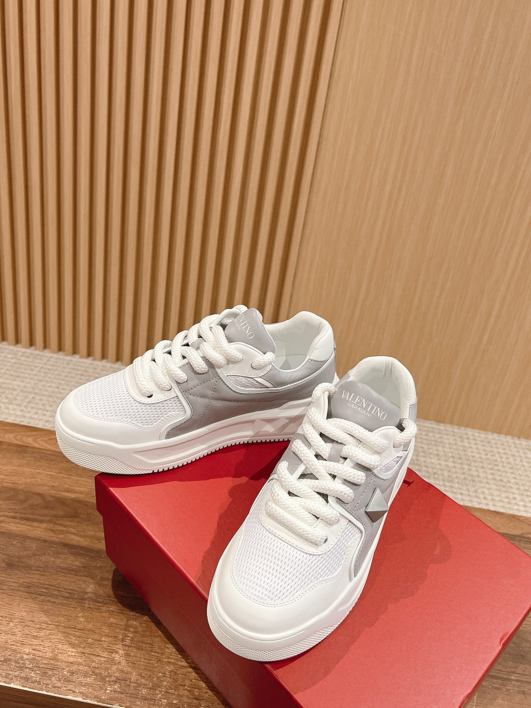 LuxluxHouse Best Quality Valentino Women Shoes
