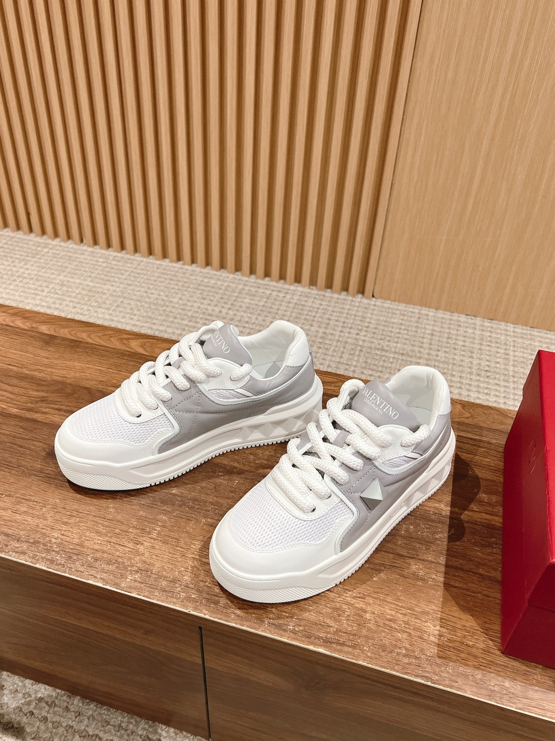 LuxluxHouse Best Quality Valentino Women Shoes