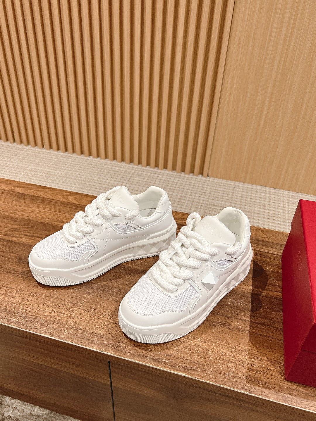 LuxluxHouse Best Quality Valentino Women Shoes