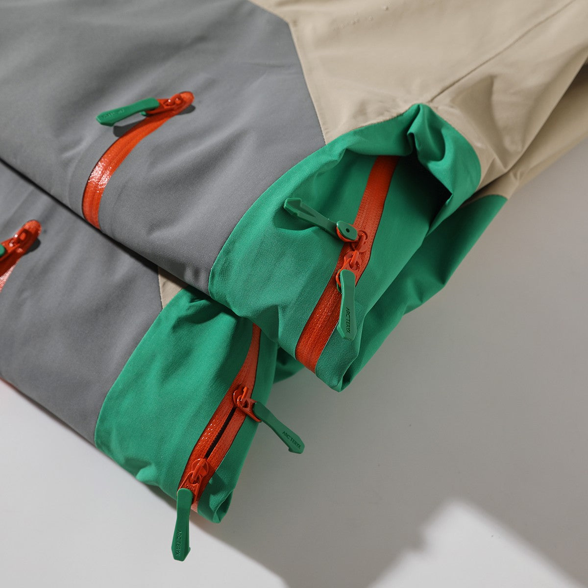 LuxluxHouse Best Quality Clothes Coats & Jackets Arcteryx
