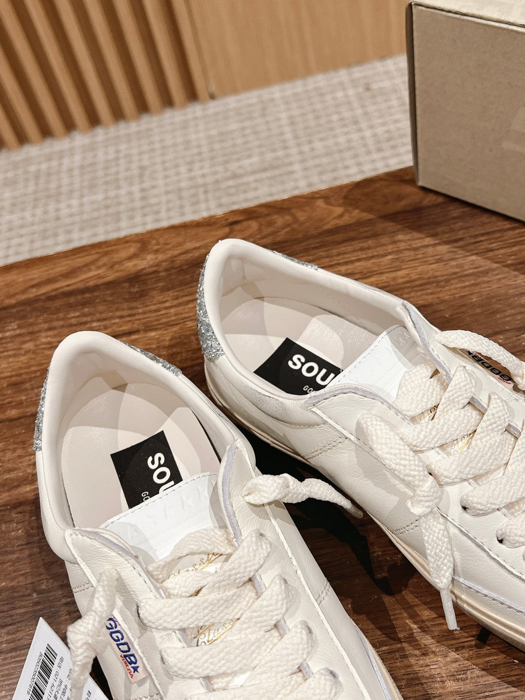 LuxluxHouse Best Quality Shoes Golden Goose