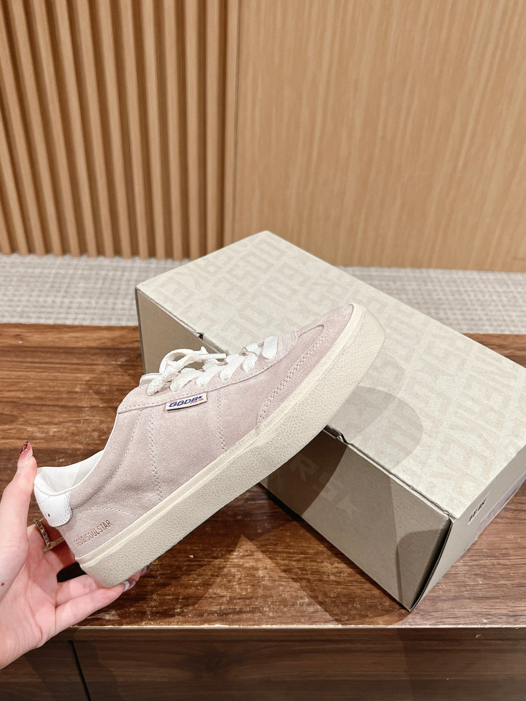 LuxluxHouse Best Quality Shoes Golden Goose