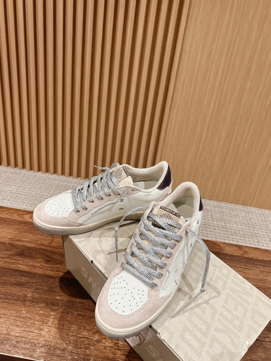 LuxluxHouse Best Quality Shoes Golden Goose