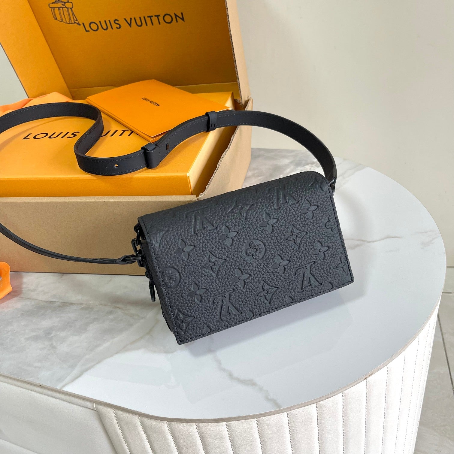 LuxluxHouse Best Quality Bags Louis Vuitton Women Men