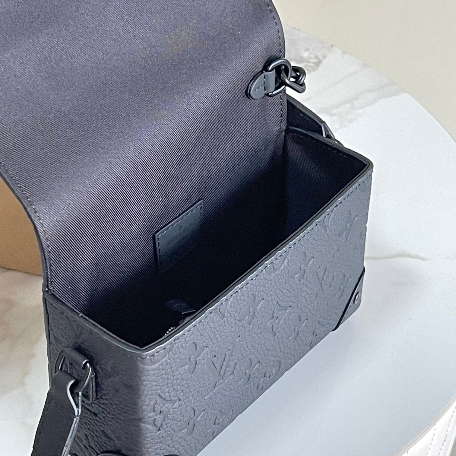 LuxluxHouse Best Quality Bags Louis Vuitton Women Men