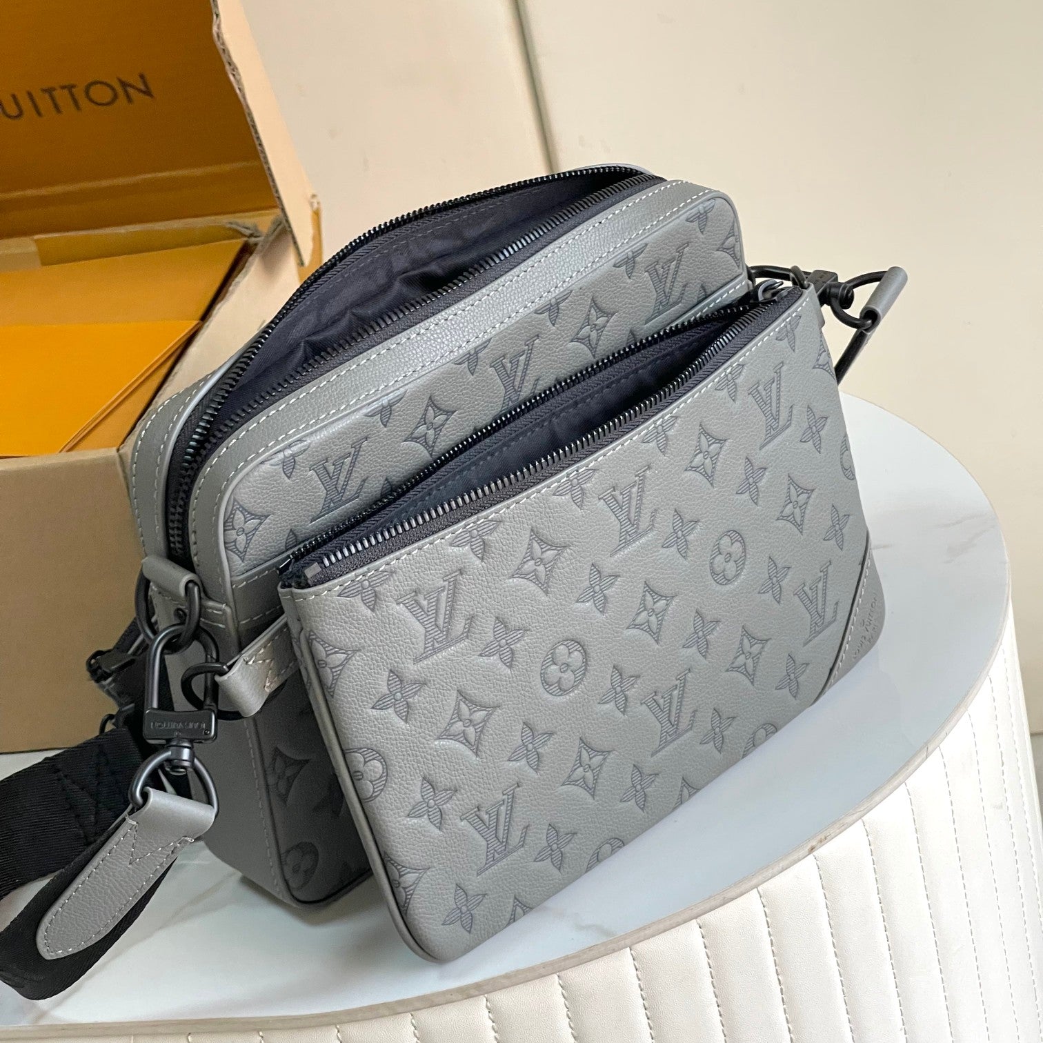 LuxluxHouse Best Quality Bags Louis Vuitton Men