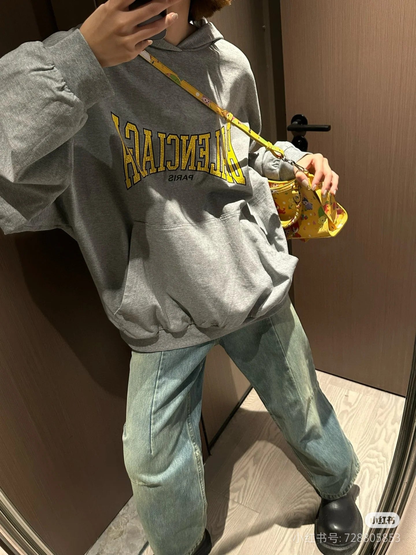 LuxluxHouse Best Quality Clothes Balenciaga Hoodie & Sweater