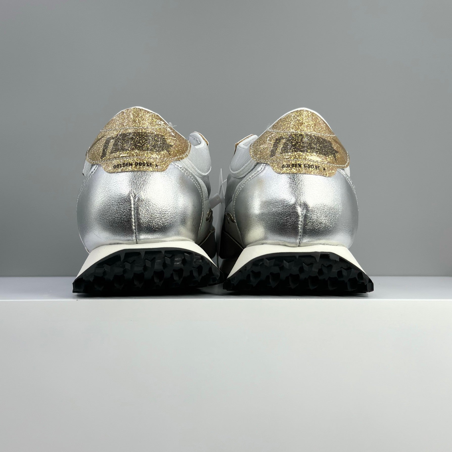 LuxluxHouse Best Quality Shoes Golden Goose