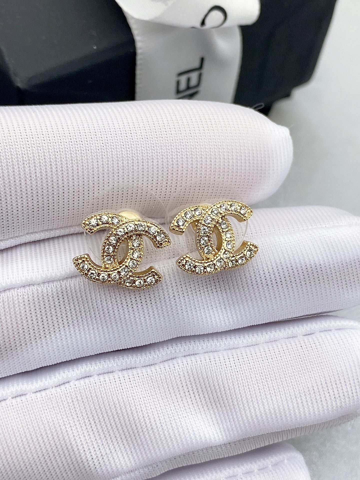 LuxluxHouse Best Quality Accessories Chanel