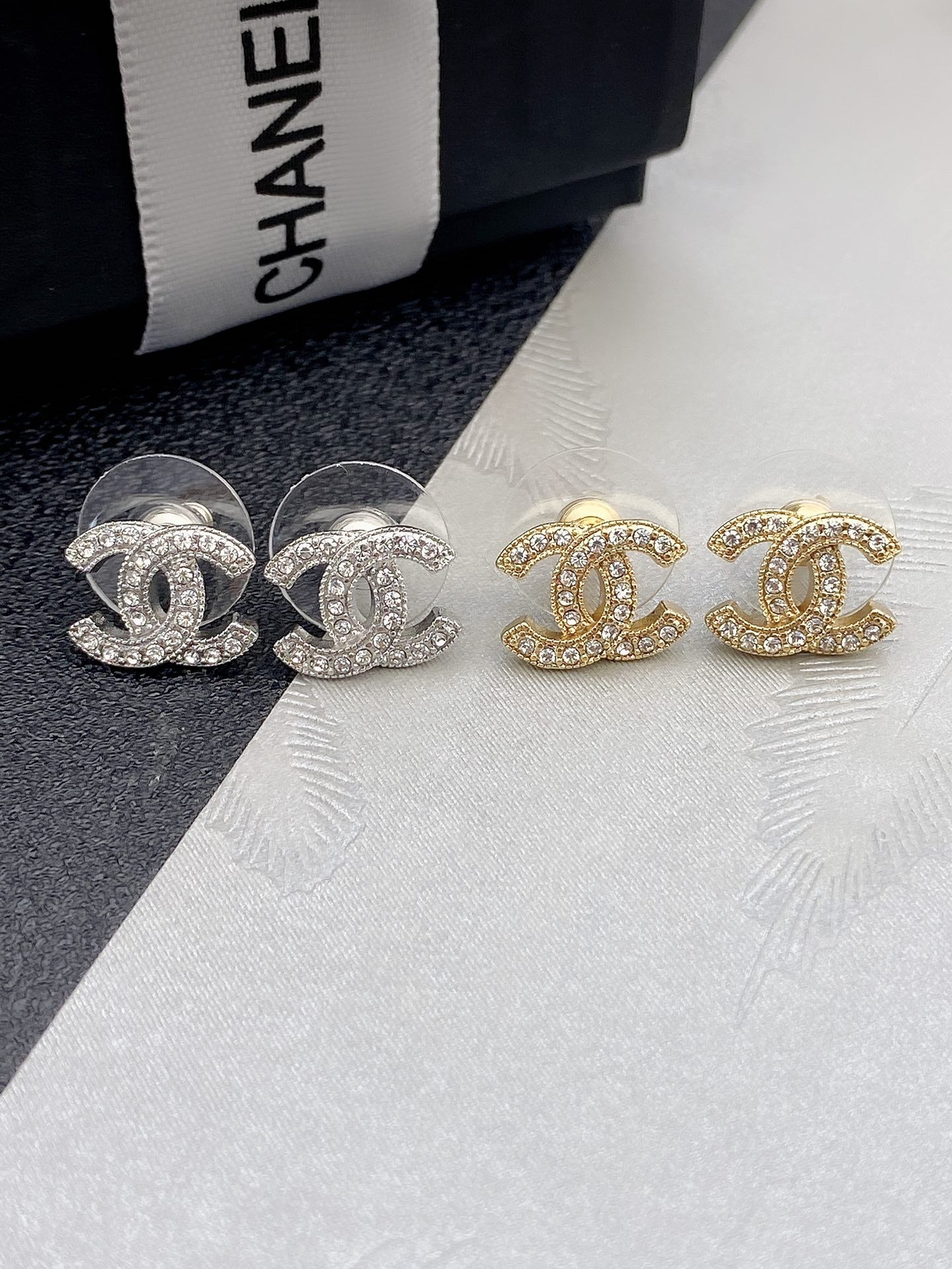 LuxluxHouse Best Quality Accessories Chanel
