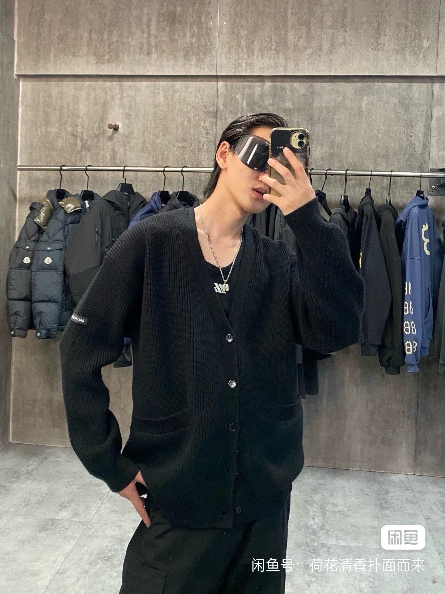LuxluxHouse Best Quality Clothes Balenciaga Hoodie & Sweater