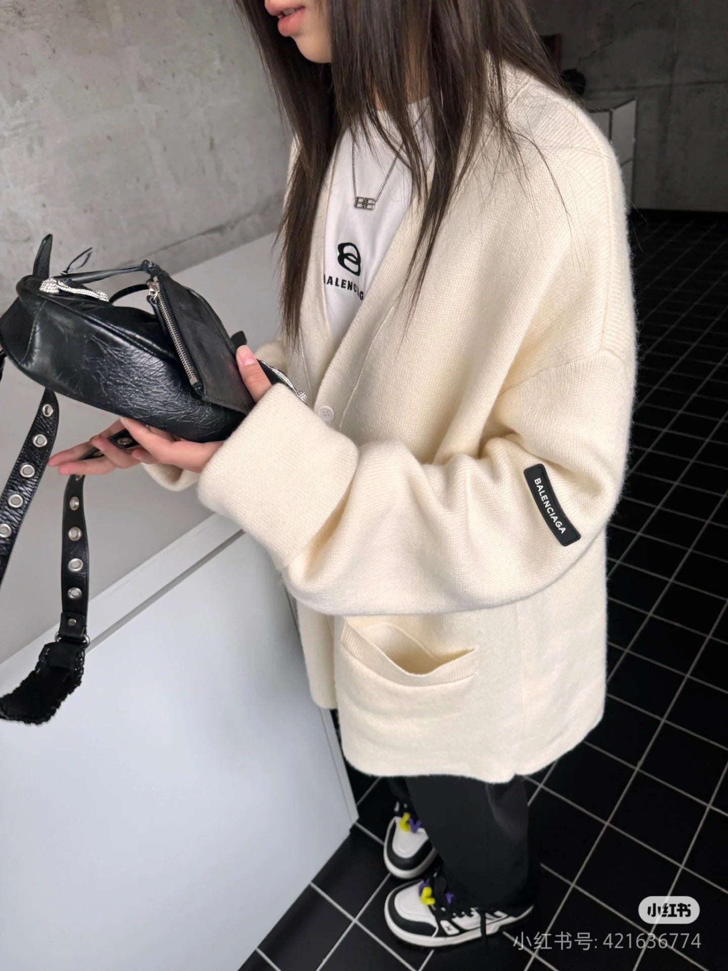 LuxluxHouse Best Quality Clothes Balenciaga Hoodie & Sweater