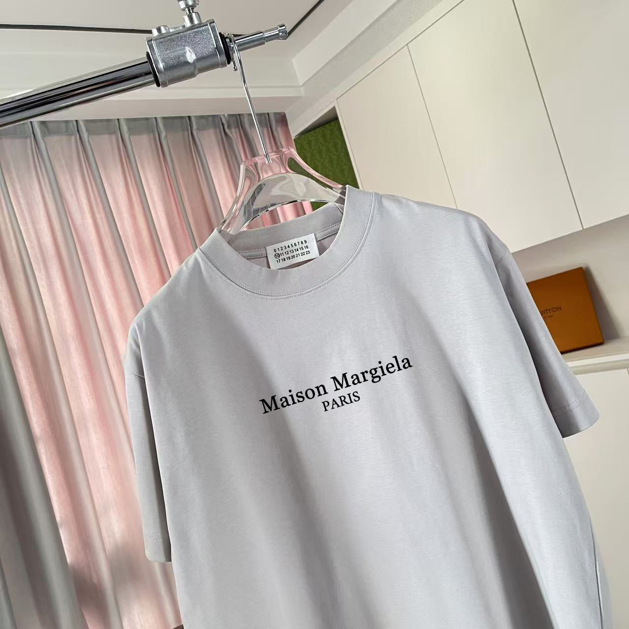 LuxluxHouse Best Quality Clothes T-shirt Chanel & Maison Margiela