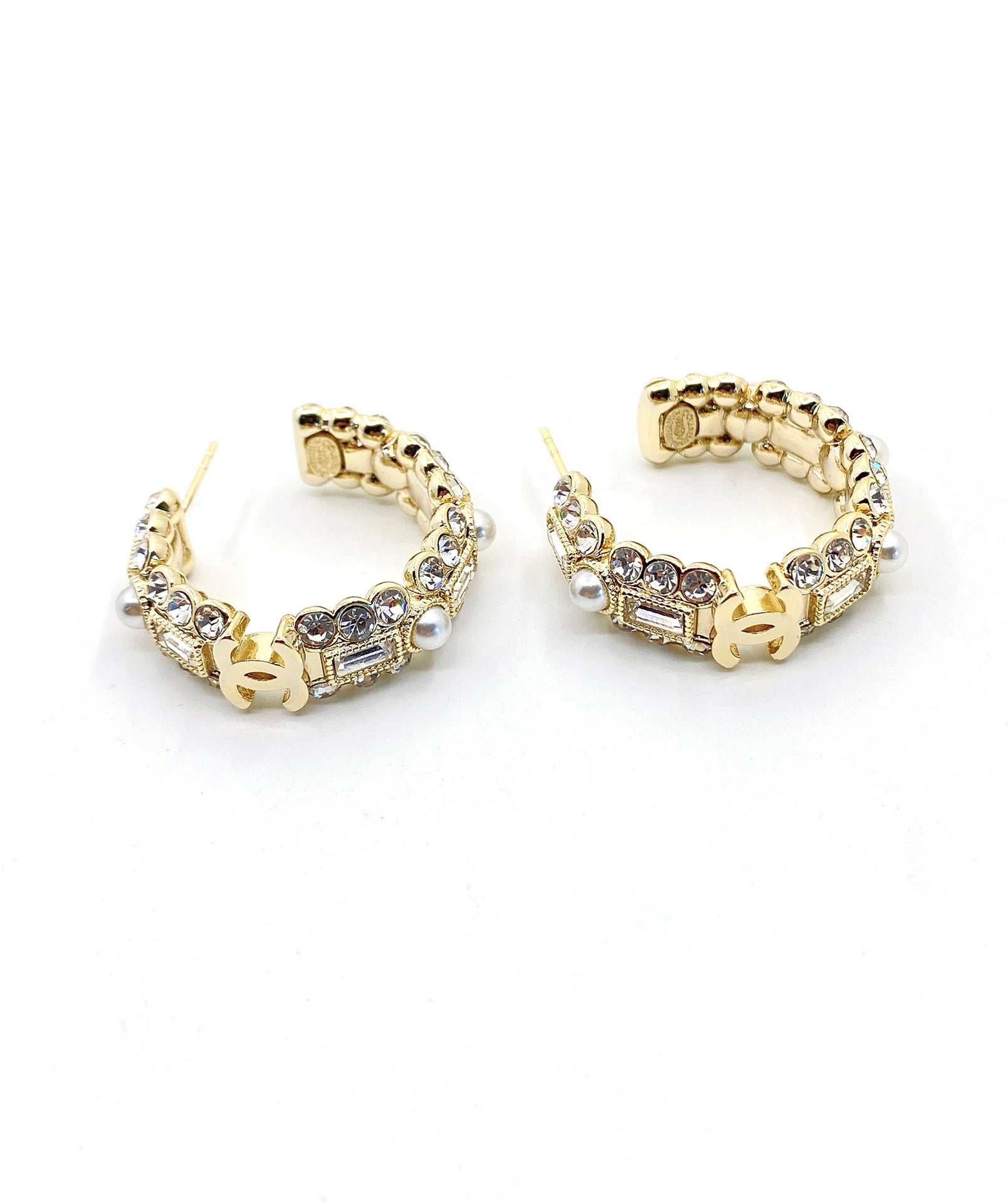 LuxluxHouse Best Quality Accessories Chanel