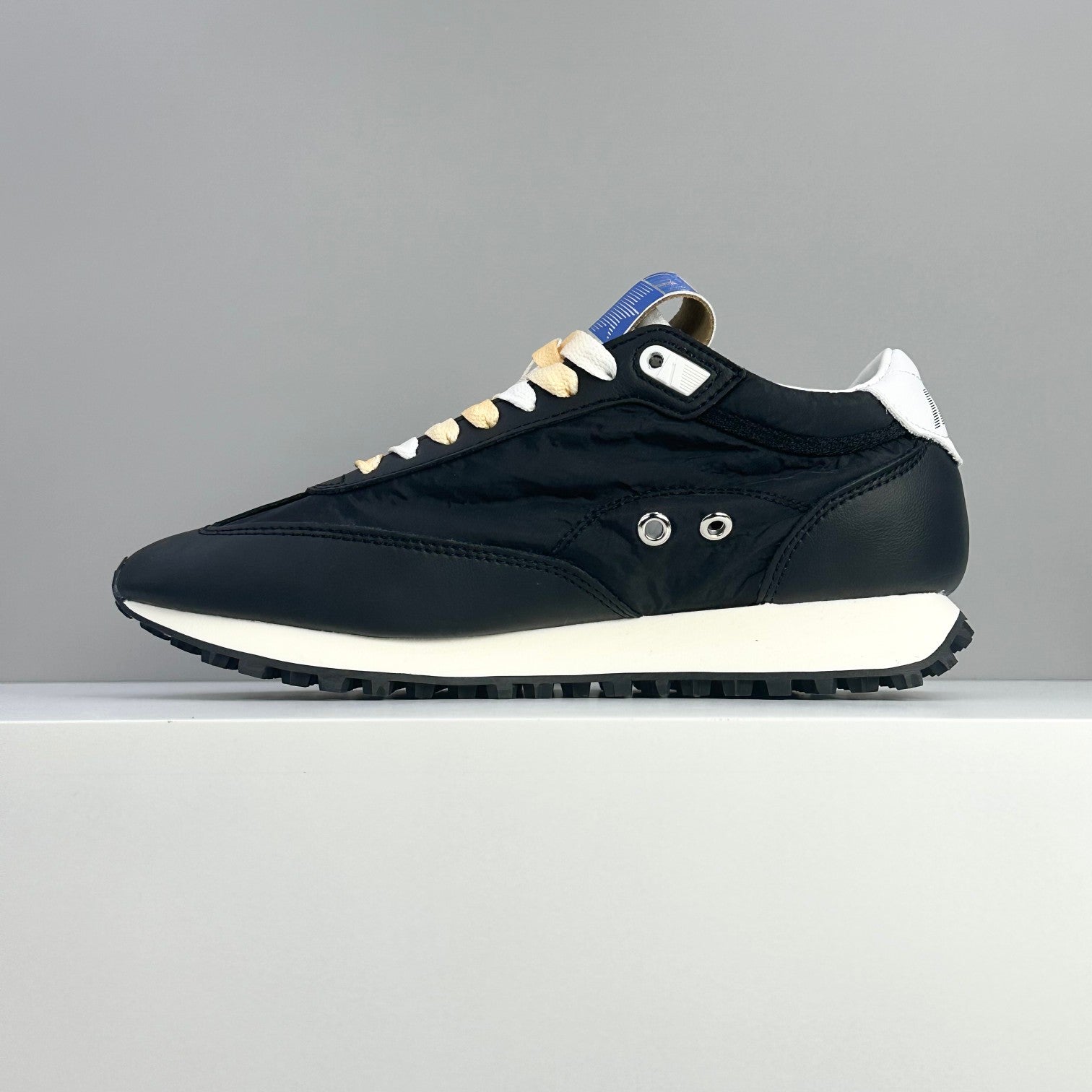 LuxluxHouse Best Quality Shoes Golden Goose