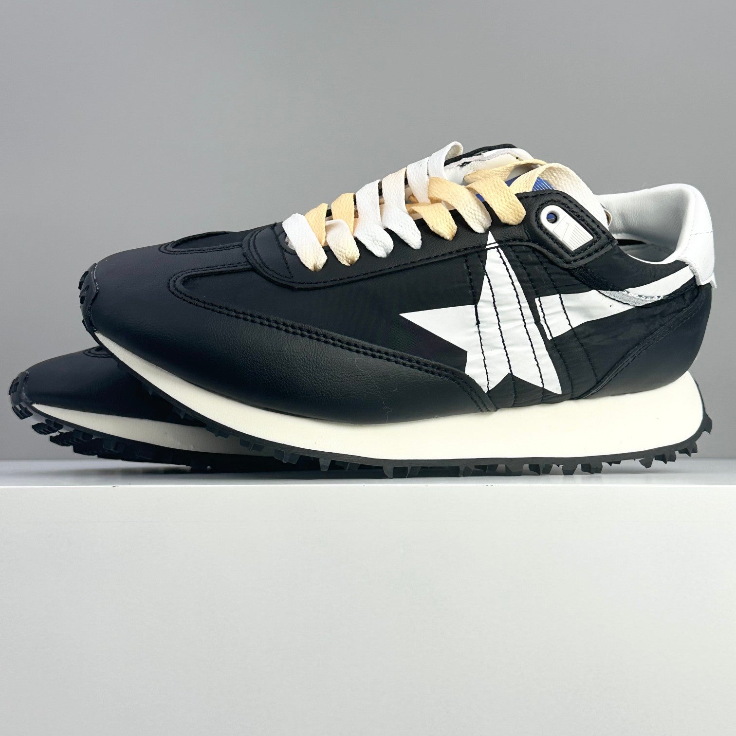 LuxluxHouse Best Quality Shoes Golden Goose