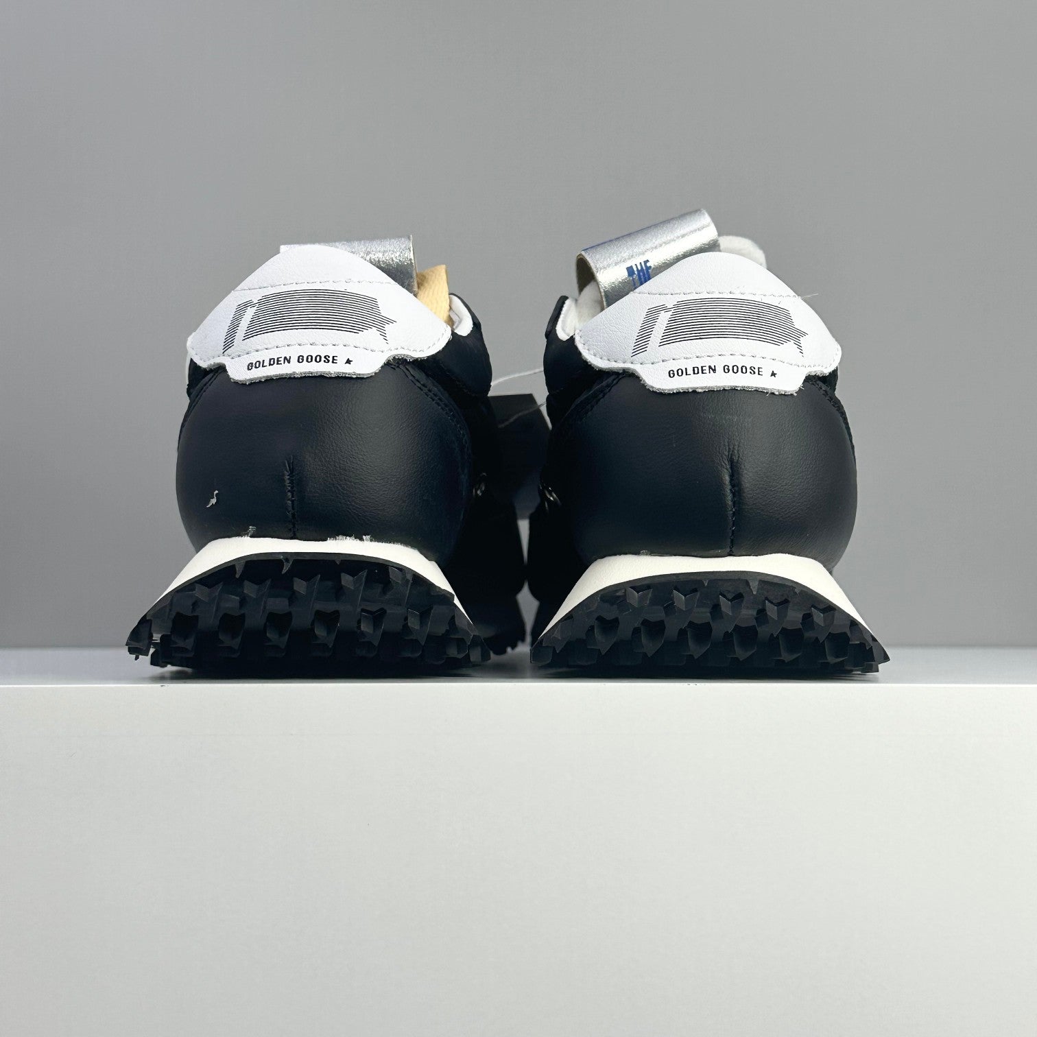 LuxluxHouse Best Quality Shoes Golden Goose