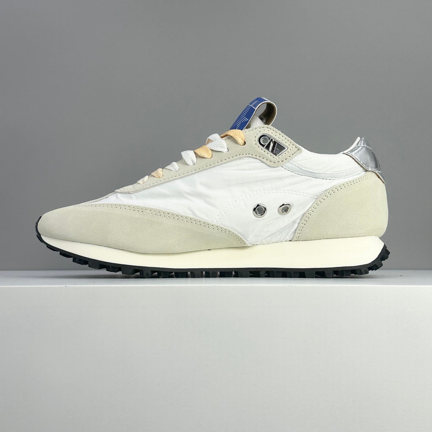 LuxluxHouse Best Quality Shoes Golden Goose