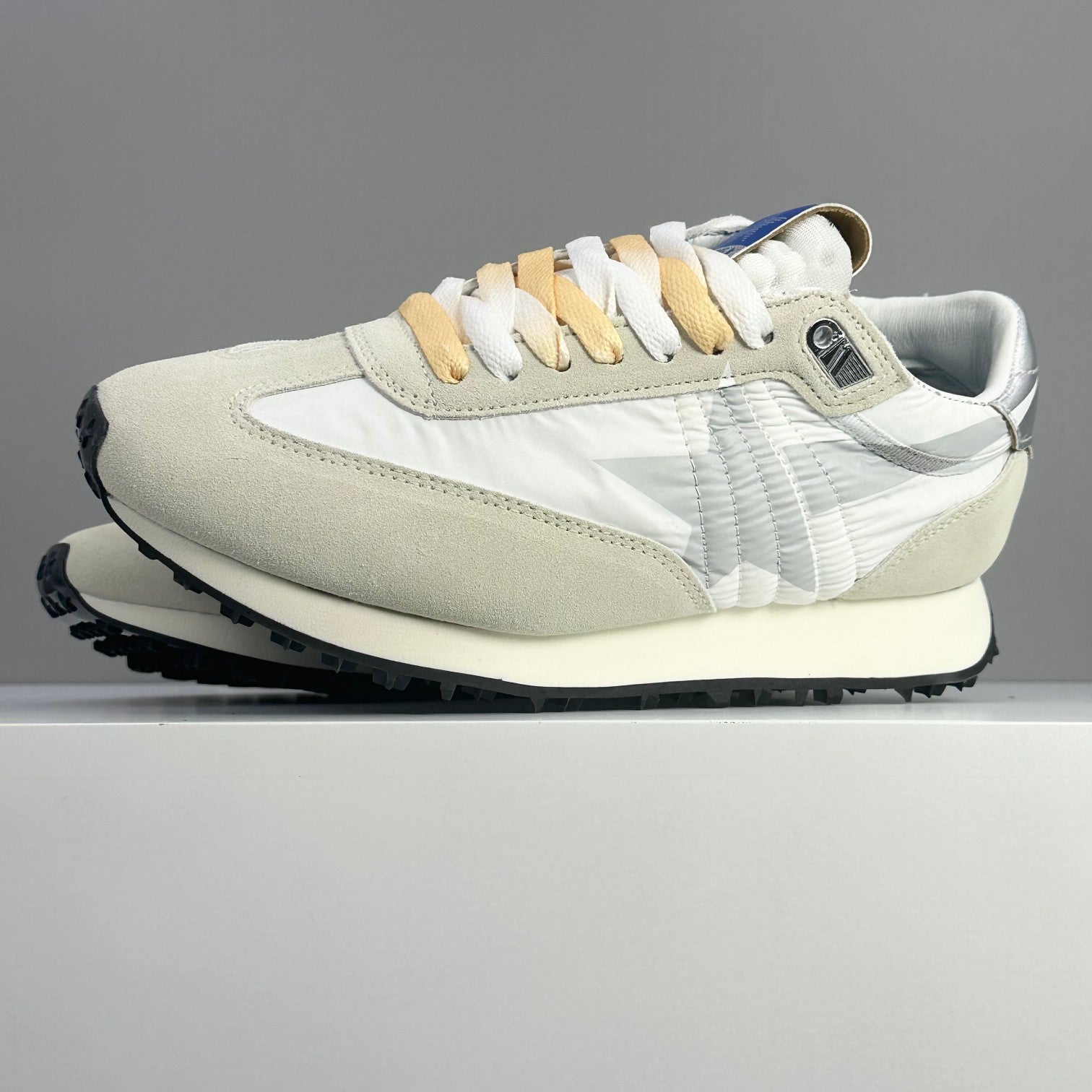 LuxluxHouse Best Quality Shoes Golden Goose