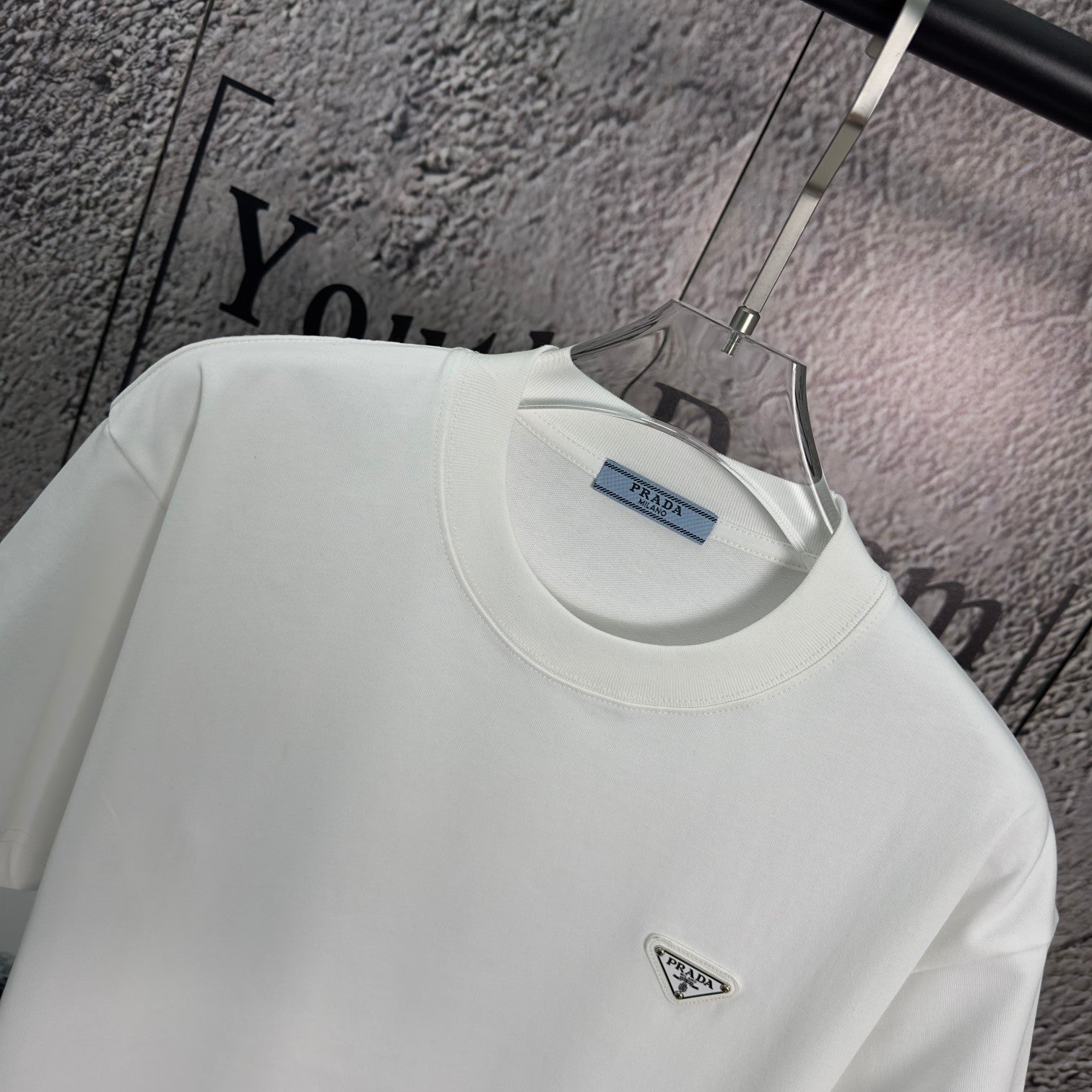 LuxluxHouse Best Quality Clothes T-shirt Prada