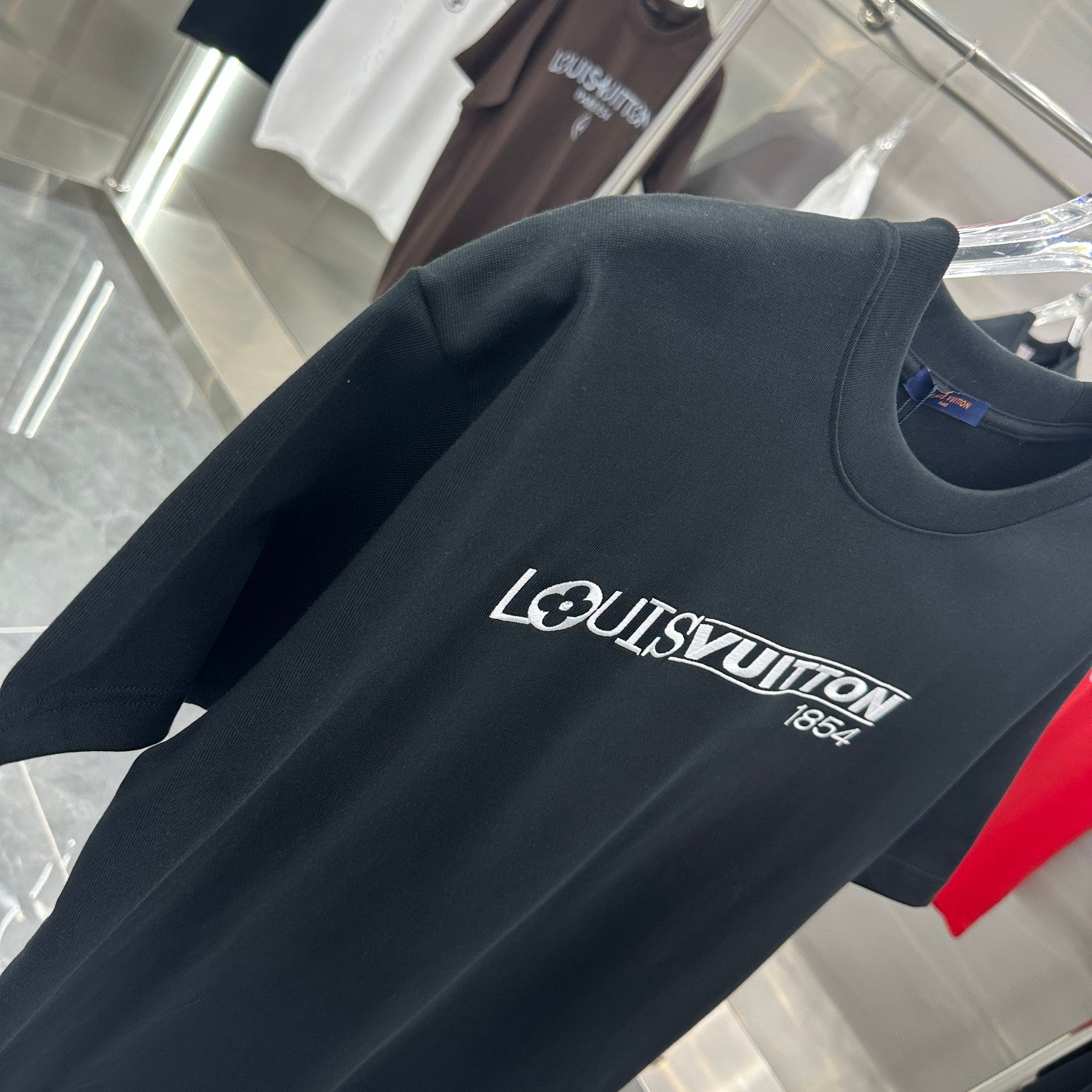 LuxluxHouse Best Quality Clothes T-shirt Louis Vuitton