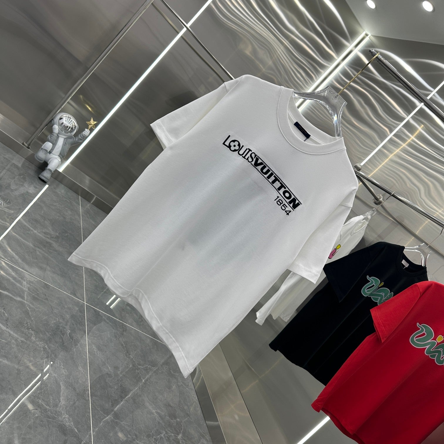 LuxluxHouse Best Quality Clothes T-shirt Louis Vuitton