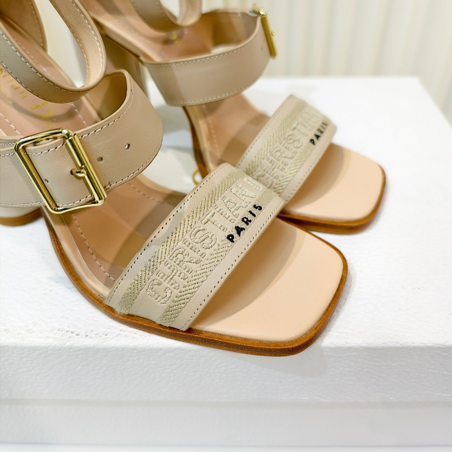 LuxluxHouse Best Quality Women Shoes Dior
