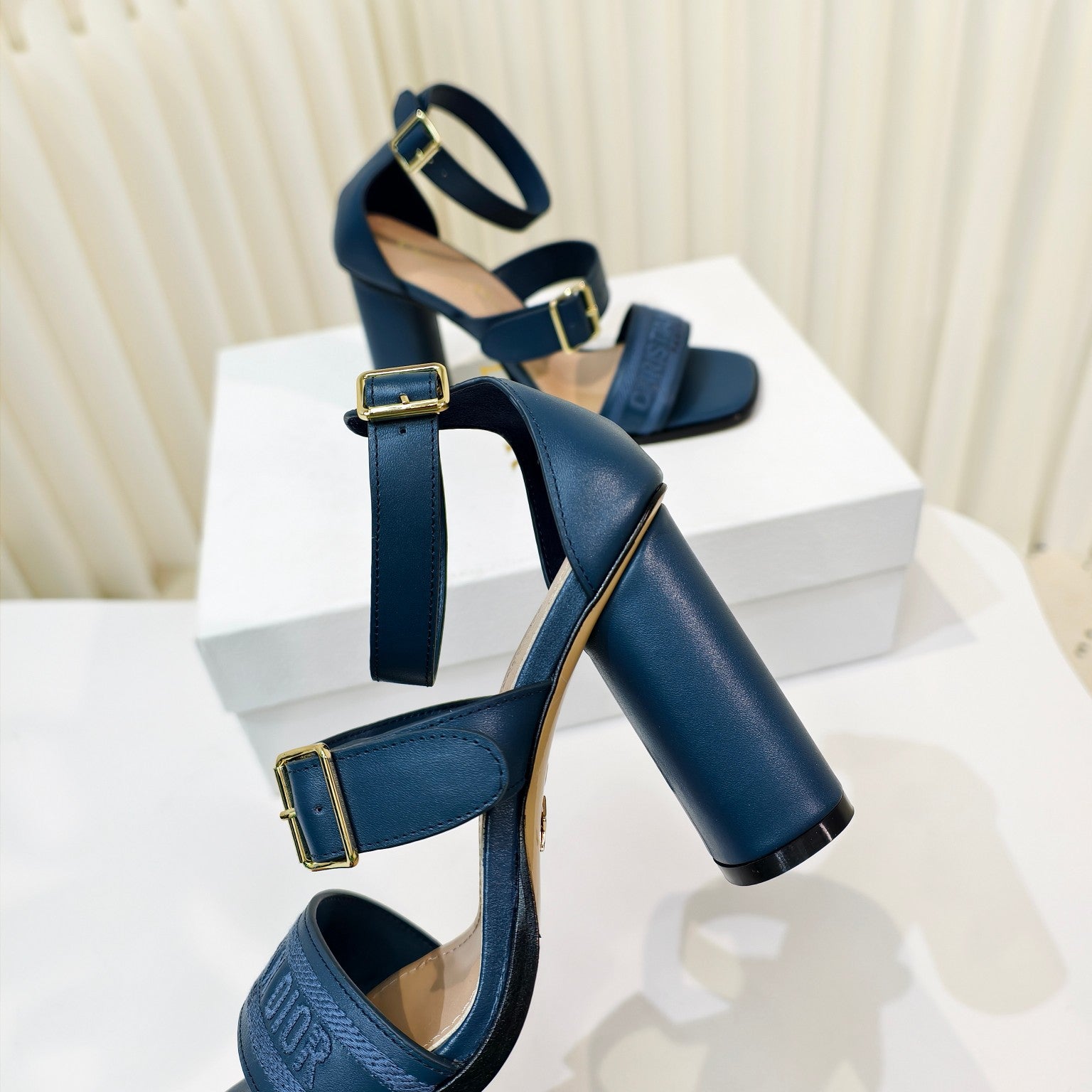 LuxluxHouse Best Quality Women Shoes Dior