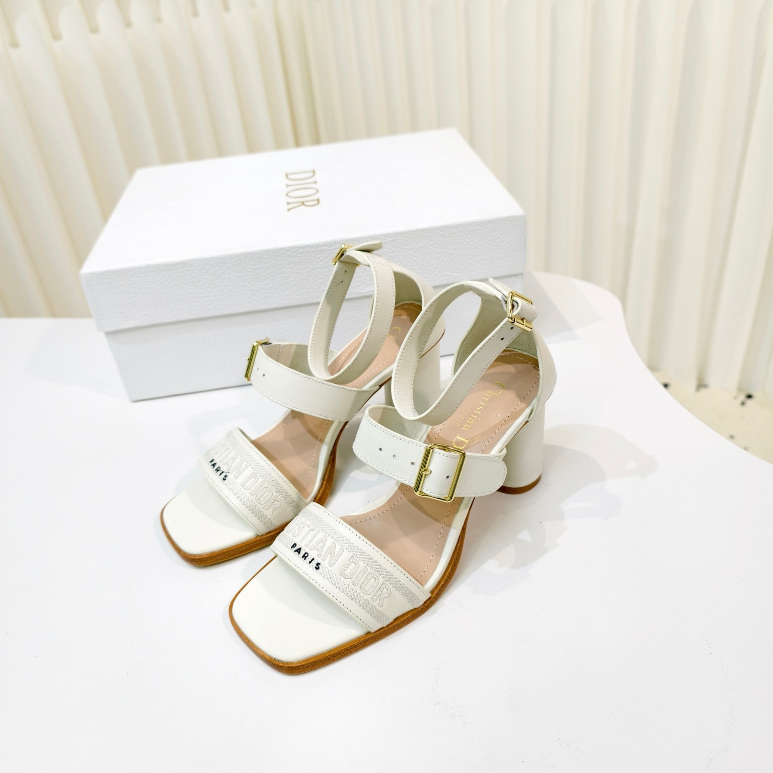 LuxluxHouse Best Quality Women Shoes Dior