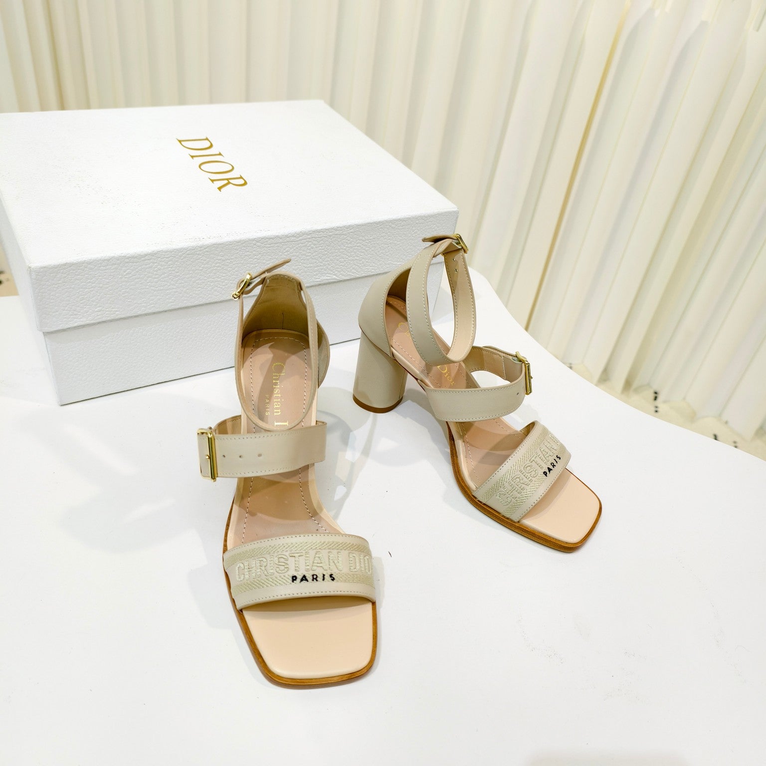 LuxluxHouse Best Quality Women Shoes Dior