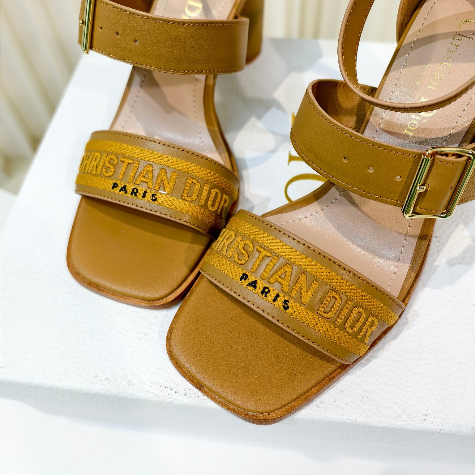 LuxluxHouse Best Quality Women Shoes Dior
