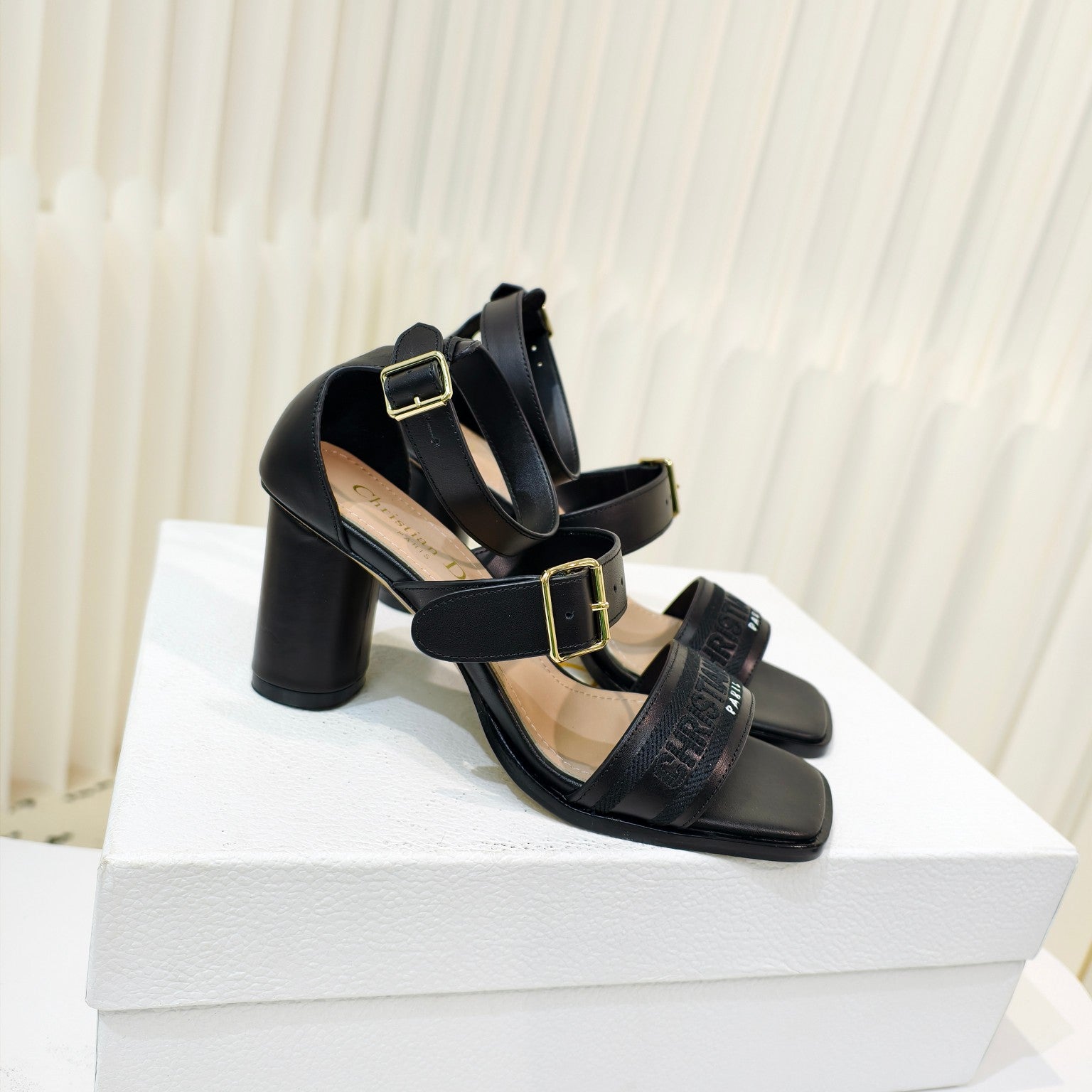 LuxluxHouse Best Quality Women Shoes Dior