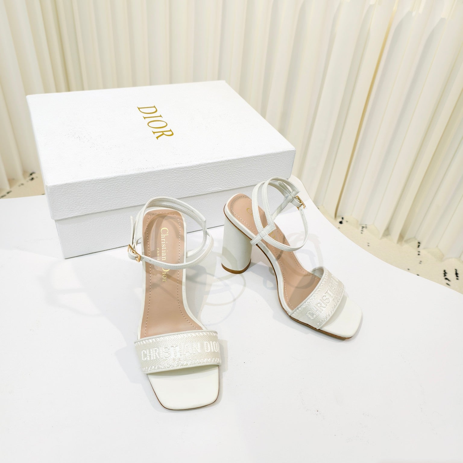 LuxluxHouse Best Quality Women Shoes Dior
