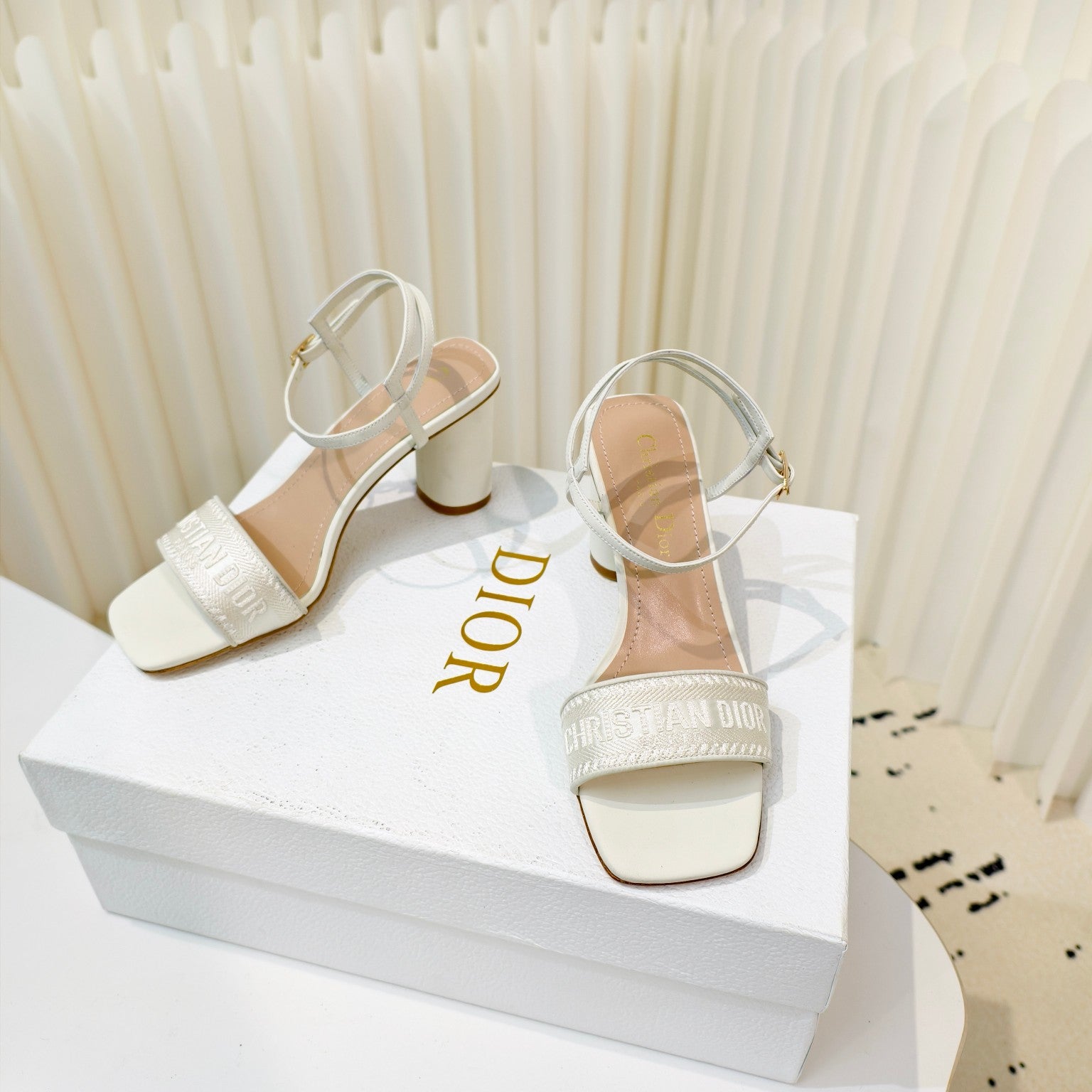 LuxluxHouse Best Quality Women Shoes Dior
