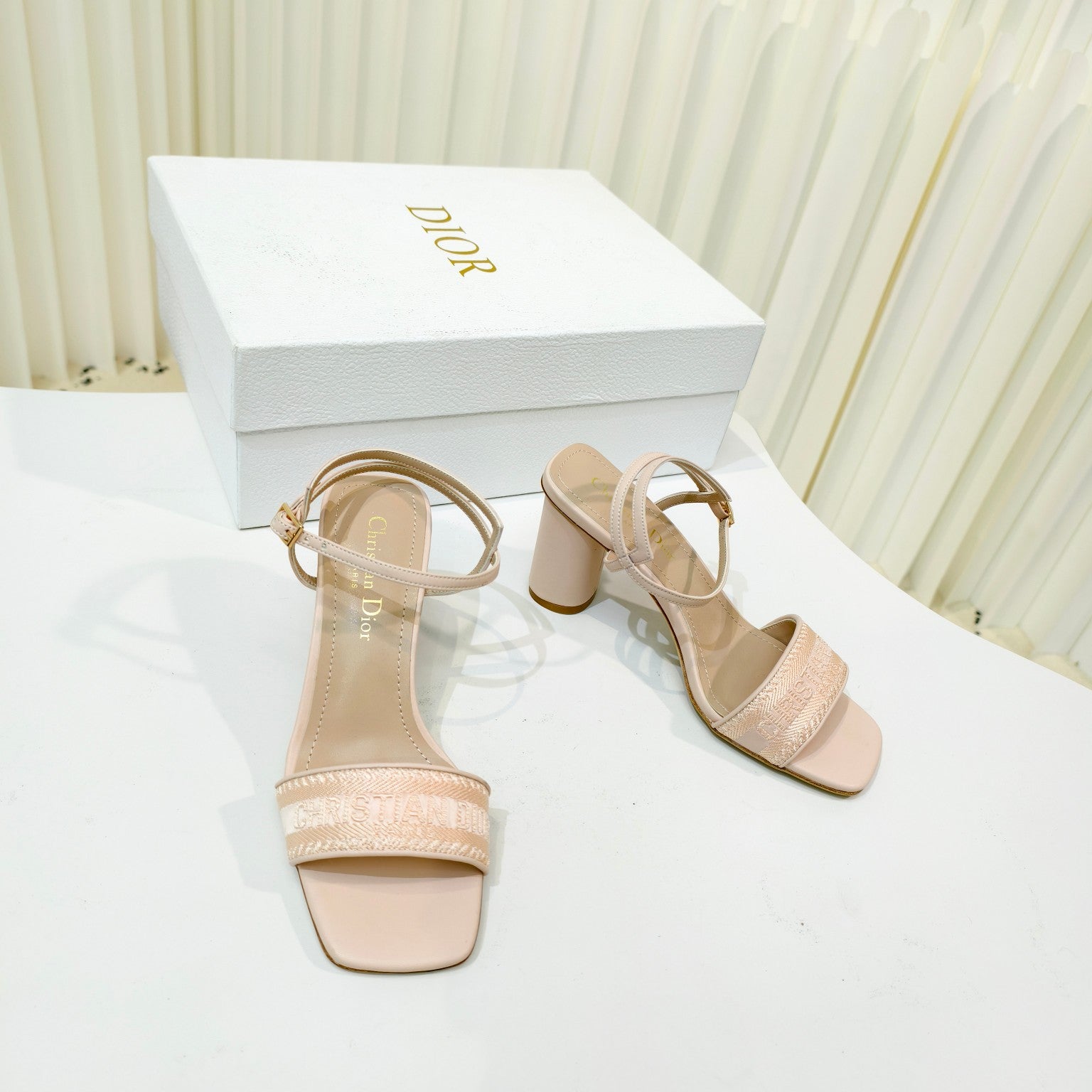 LuxluxHouse Best Quality Women Shoes Dior
