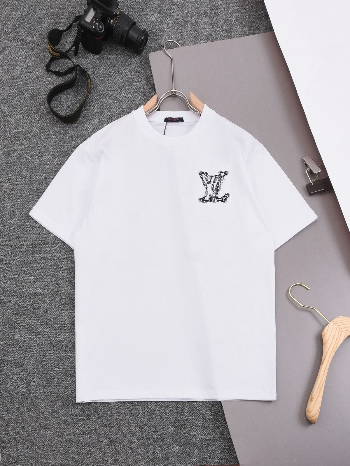 LuxluxHouse Best Quality Clothes T-shirt Louis Vuitton