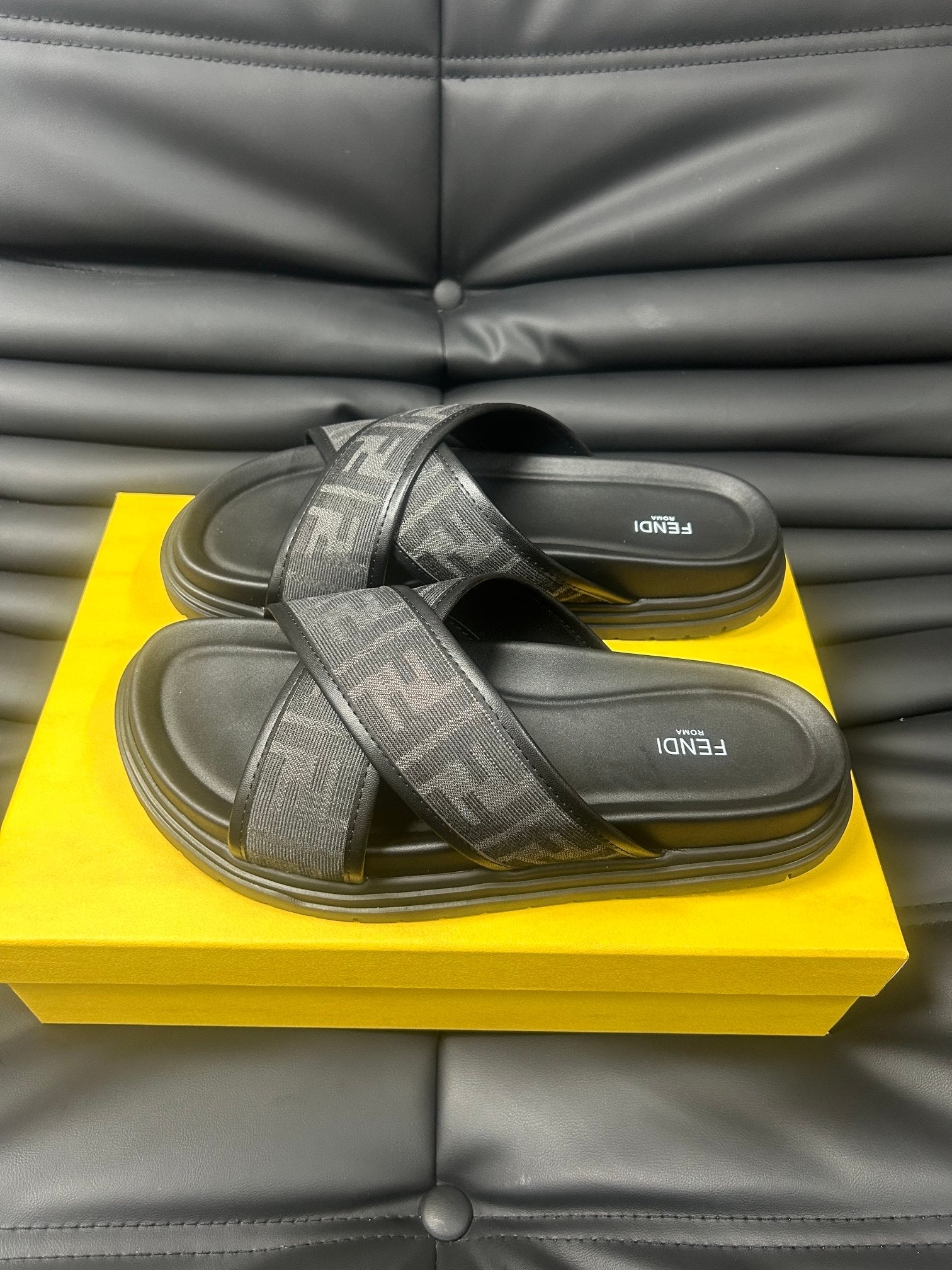 LuxluxHouse Best Quality Sandals Fendi