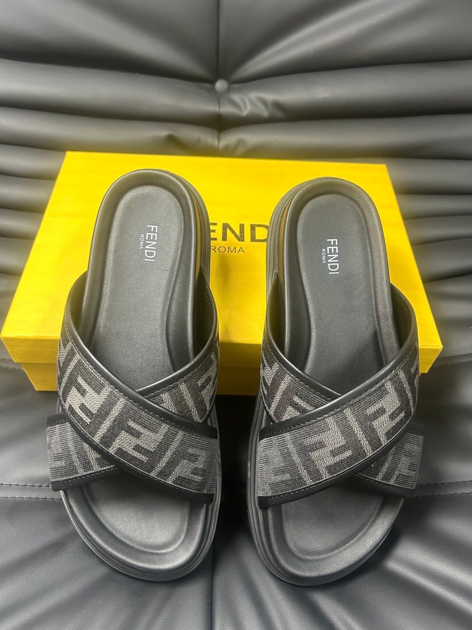 LuxluxHouse Best Quality Sandals Fendi