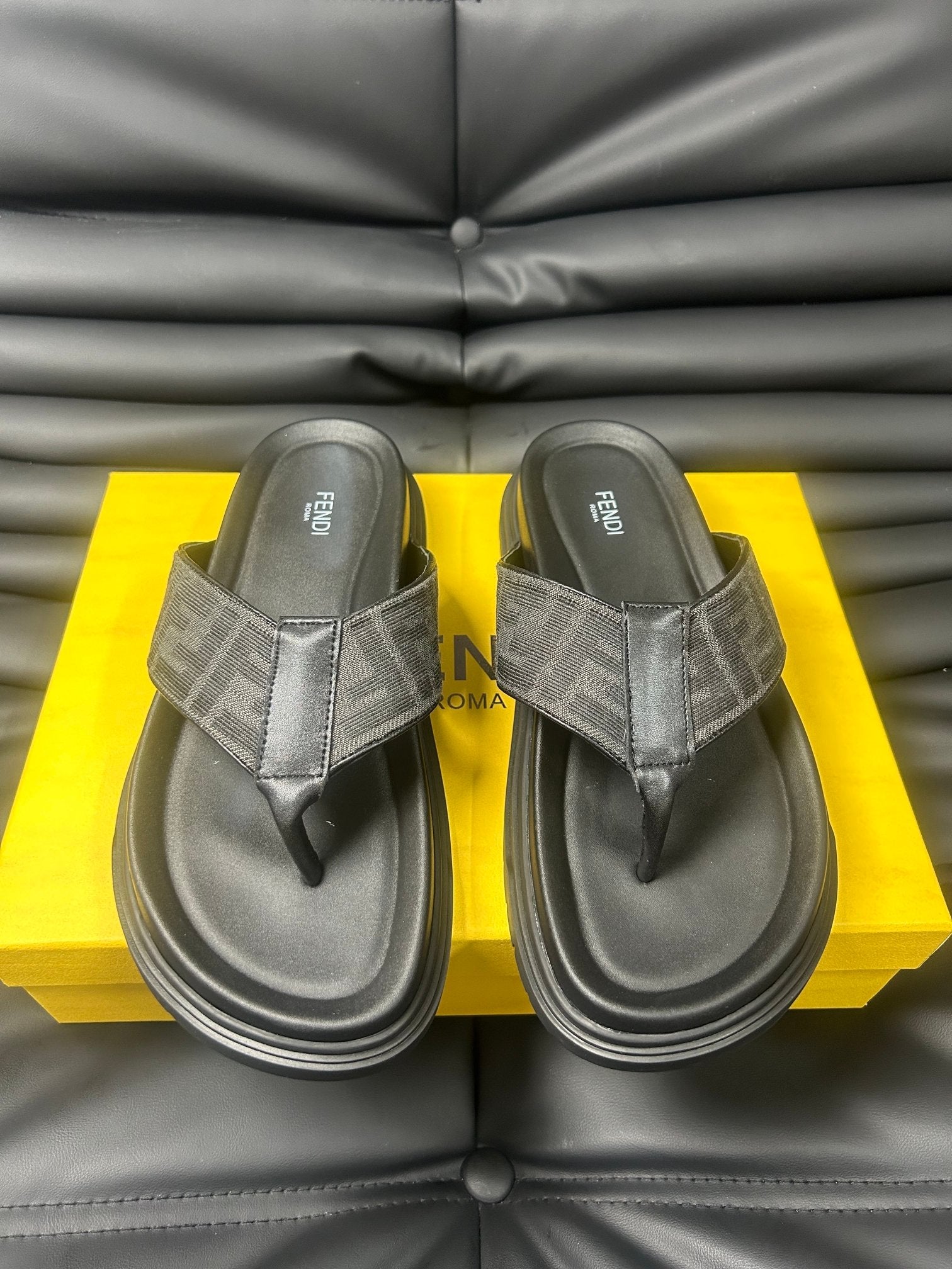 LuxluxHouse Best Quality Sandals Fendi