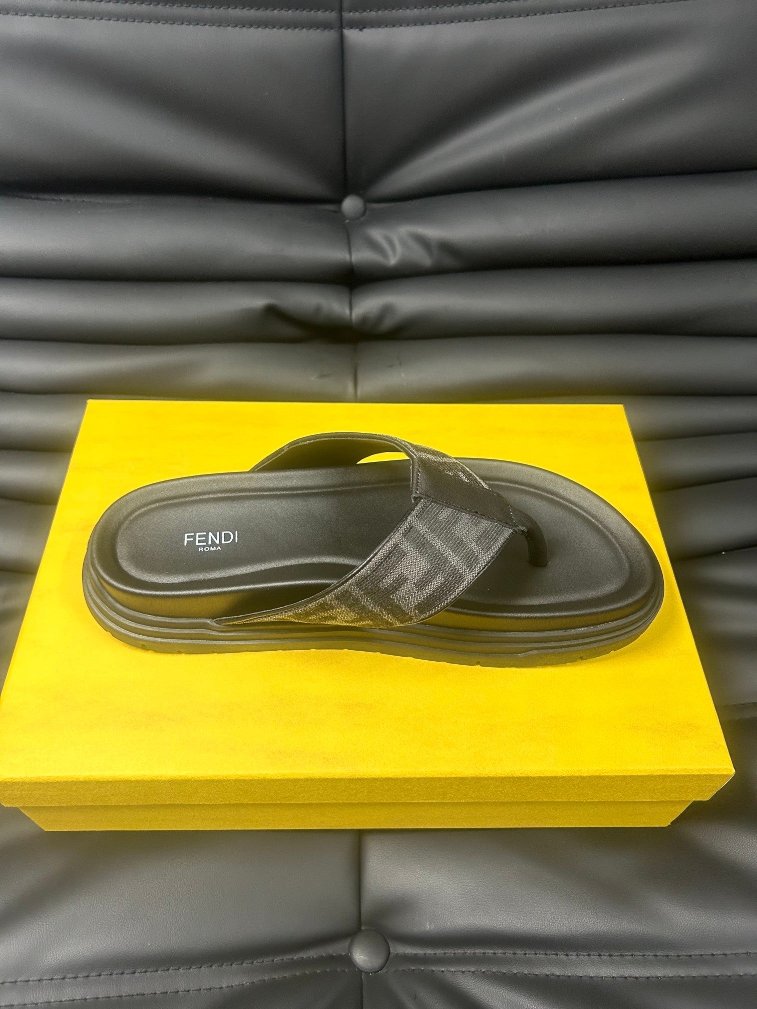 LuxluxHouse Best Quality Sandals Fendi