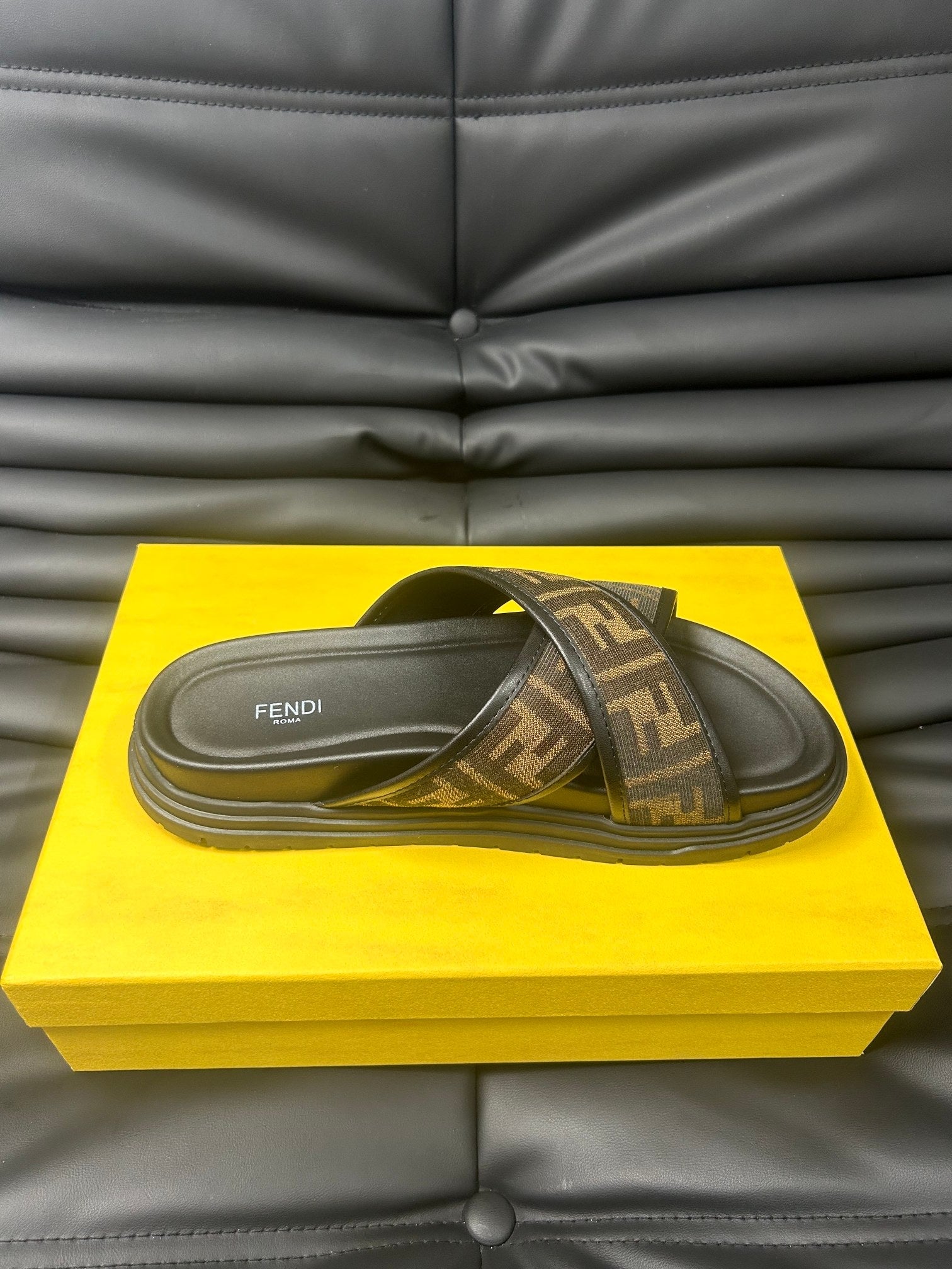 LuxluxHouse Best Quality Sandals Fendi