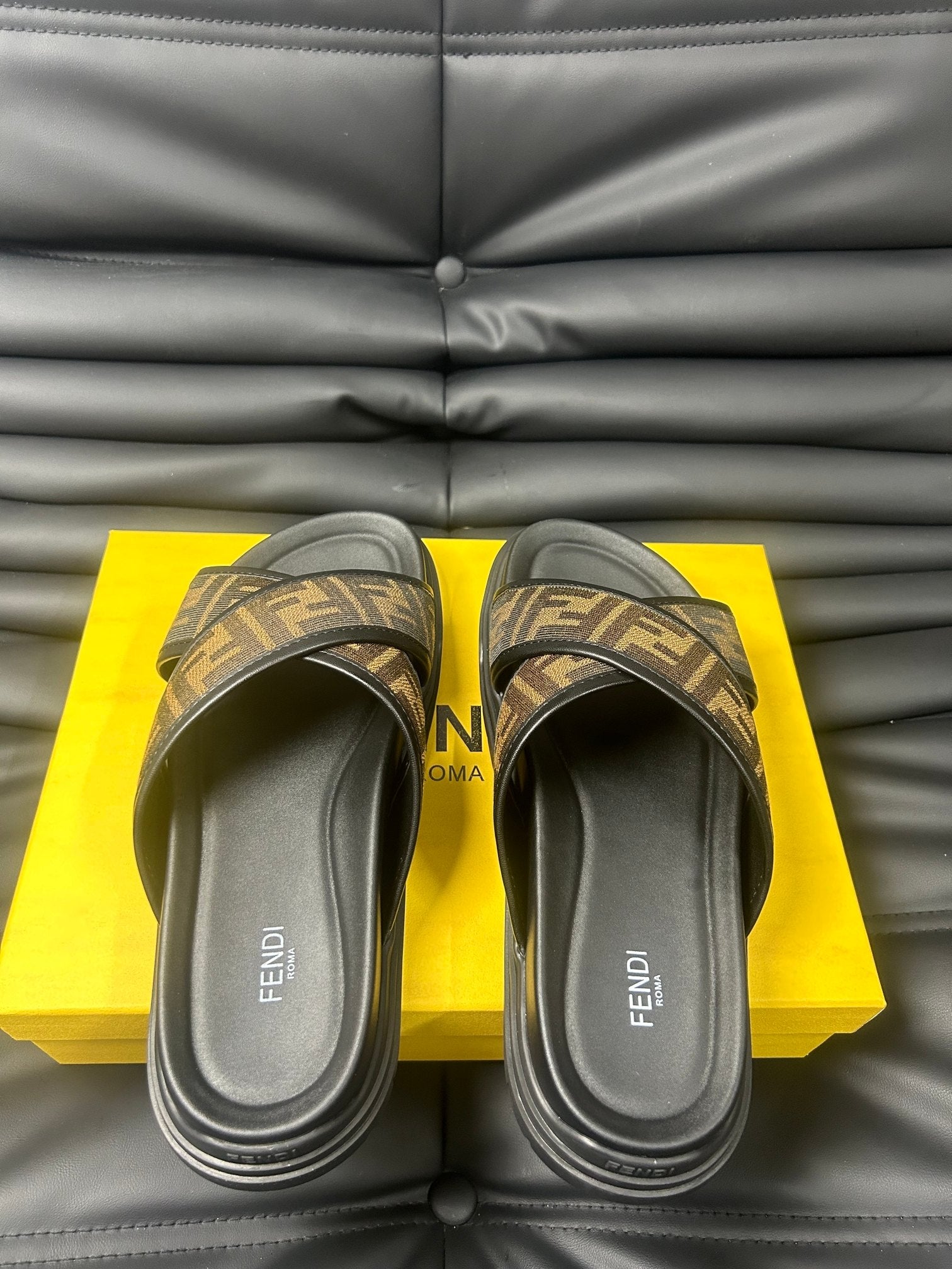 LuxluxHouse Best Quality Sandals Fendi