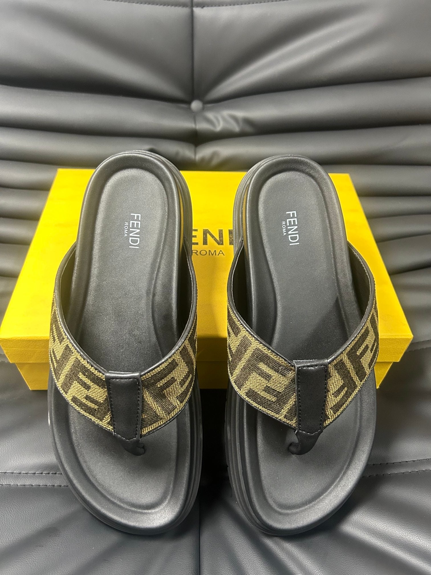 LuxluxHouse Best Quality Sandals Fendi