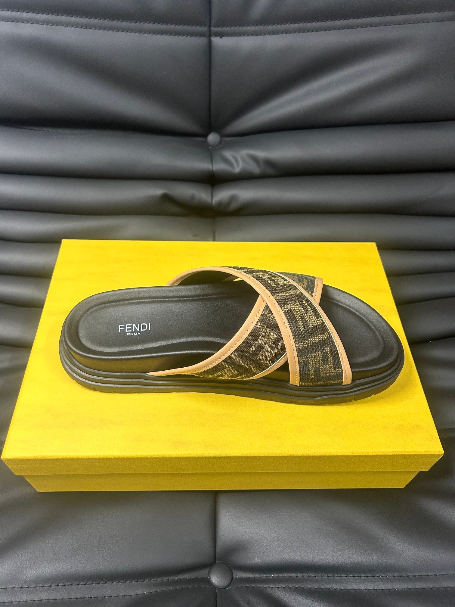 LuxluxHouse Best Quality Sandals Fendi