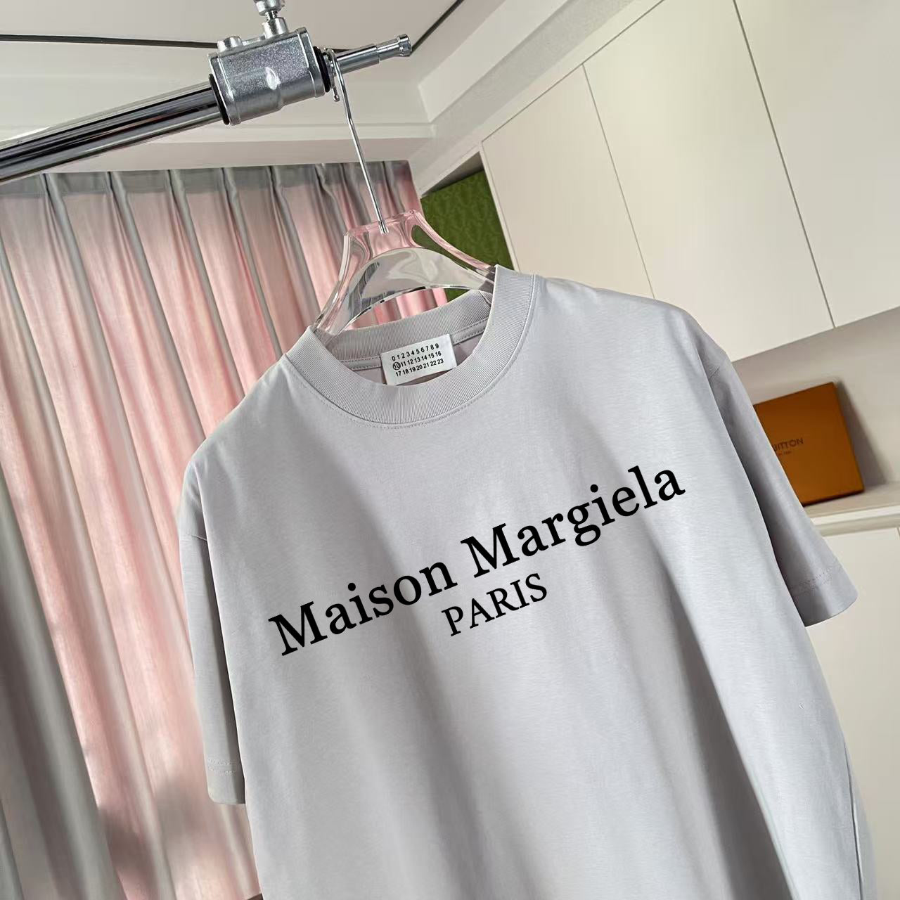 LuxluxHouse Best Quality Clothes T-shirt Chanel & Maison Margiela